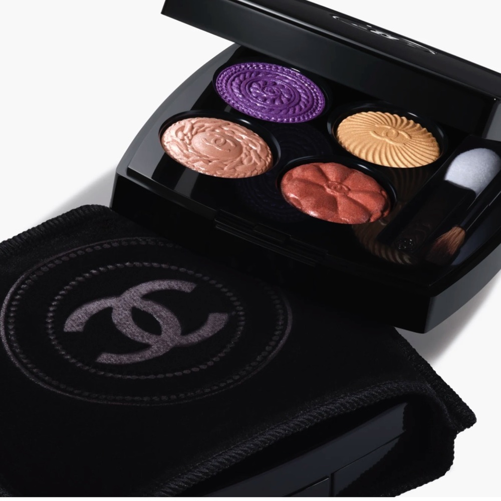 CHANEL Les 4 Ombres Boutons Baroque 239
